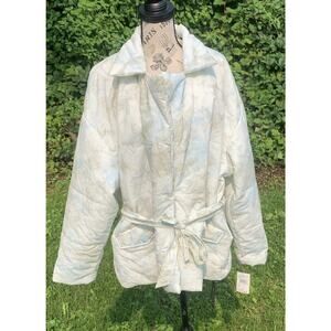 BlankNYC XL water colored white puffer jacket with belt and pockets
